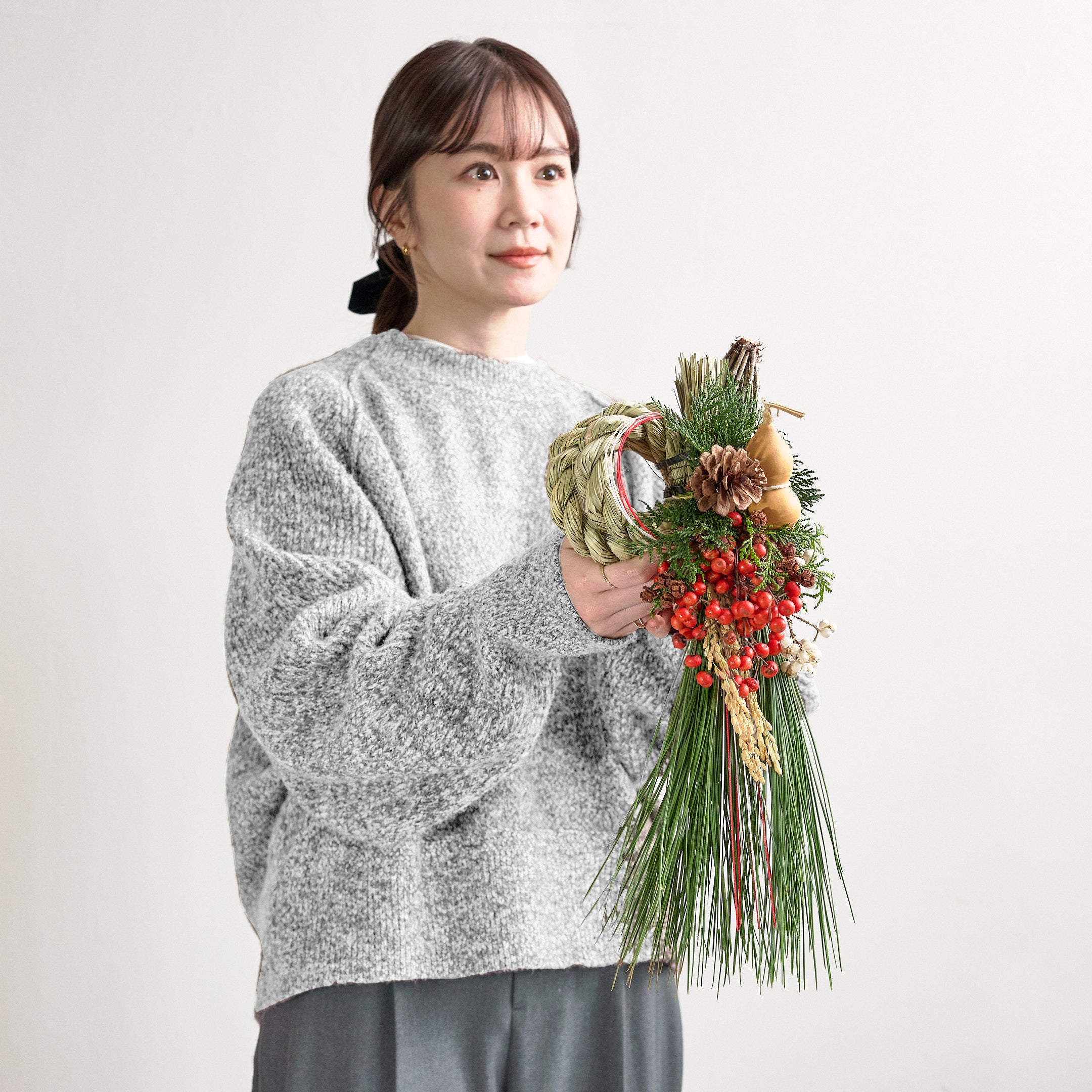 【数量限定】冬の枝ものでつくったお正月飾り(生花)