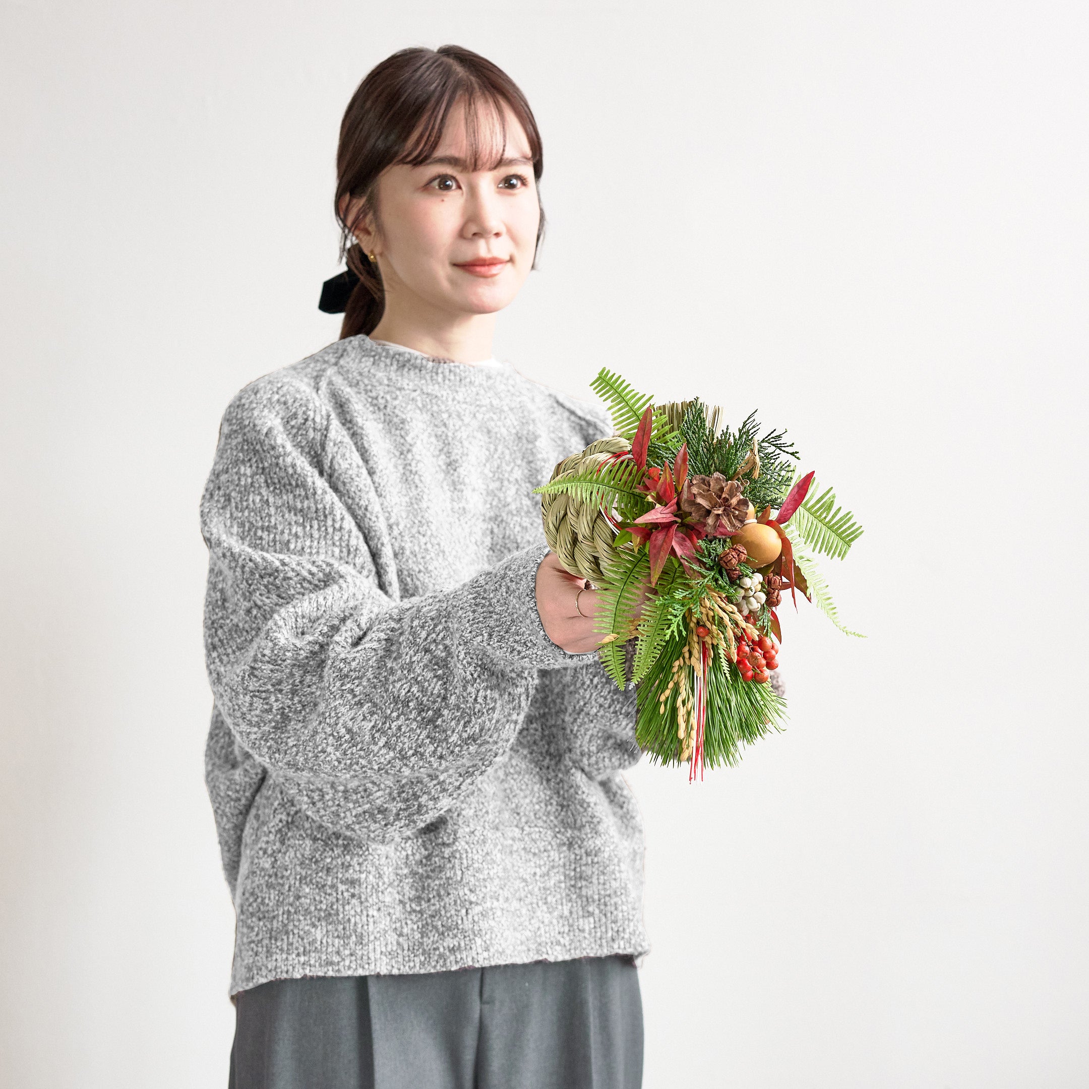 【数量限定】冬の枝ものでつくったお正月飾り(生花)