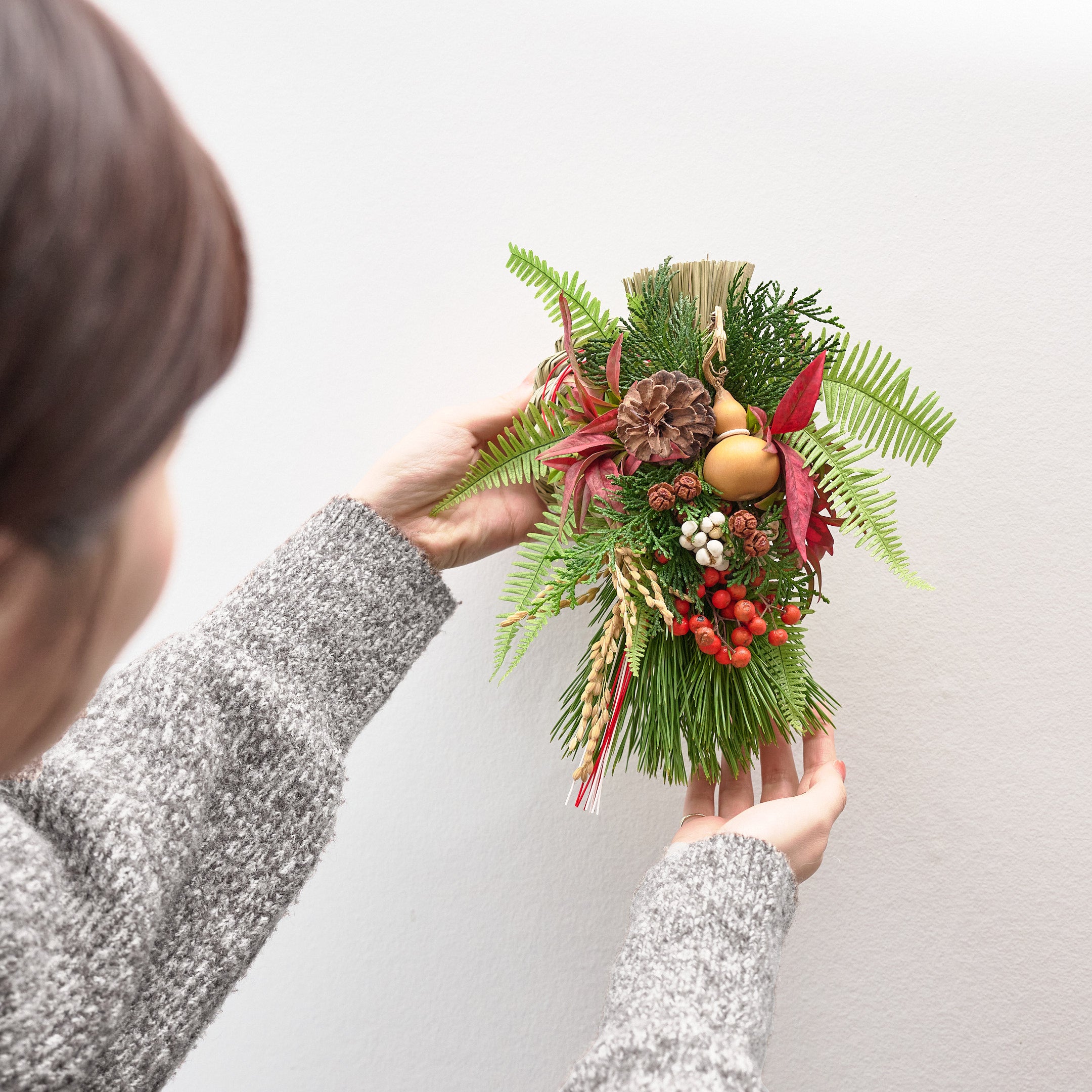 【数量限定】冬の枝ものでつくったお正月飾り(生花)