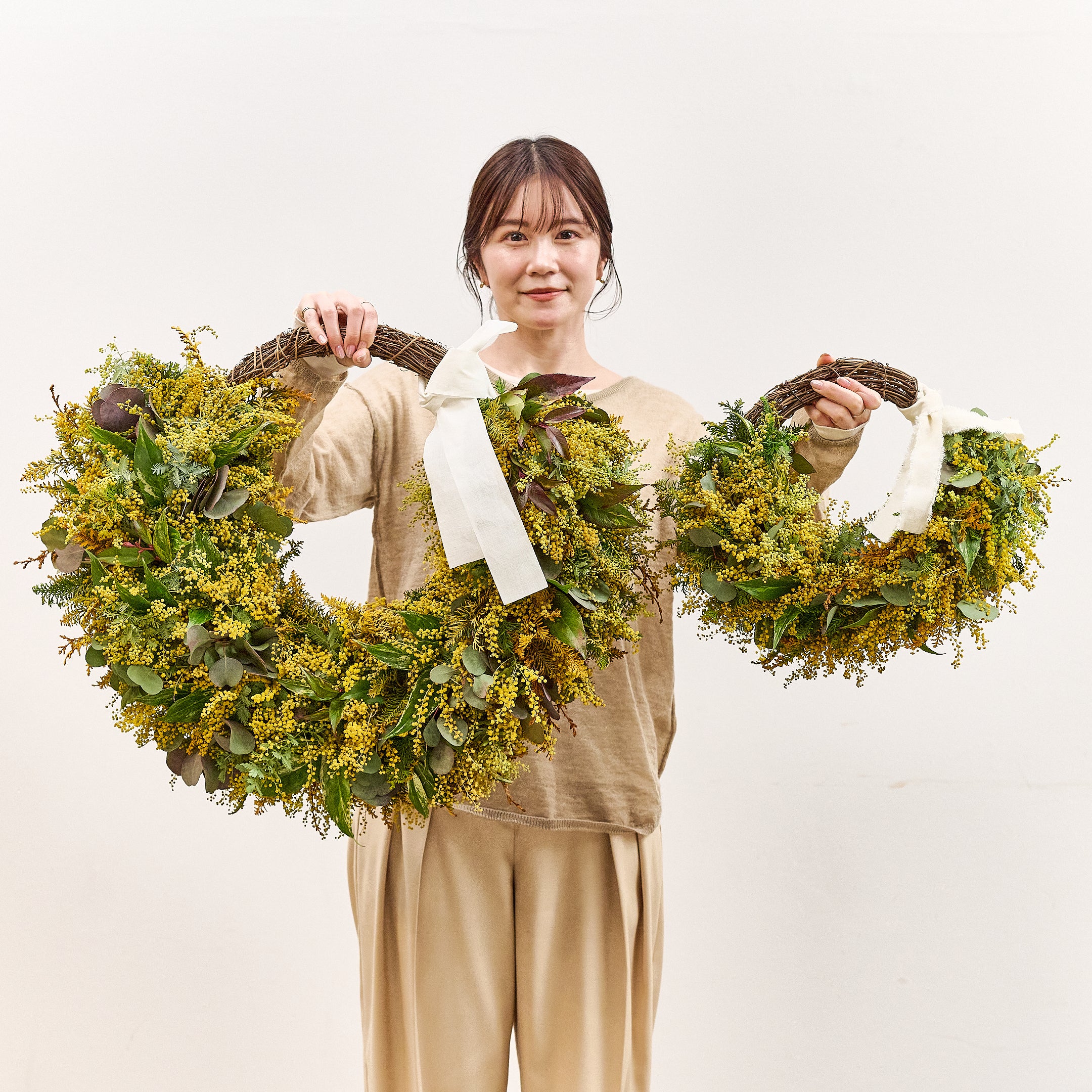 【受注販売】早春の枝ものでつくったミモザリース(生花)