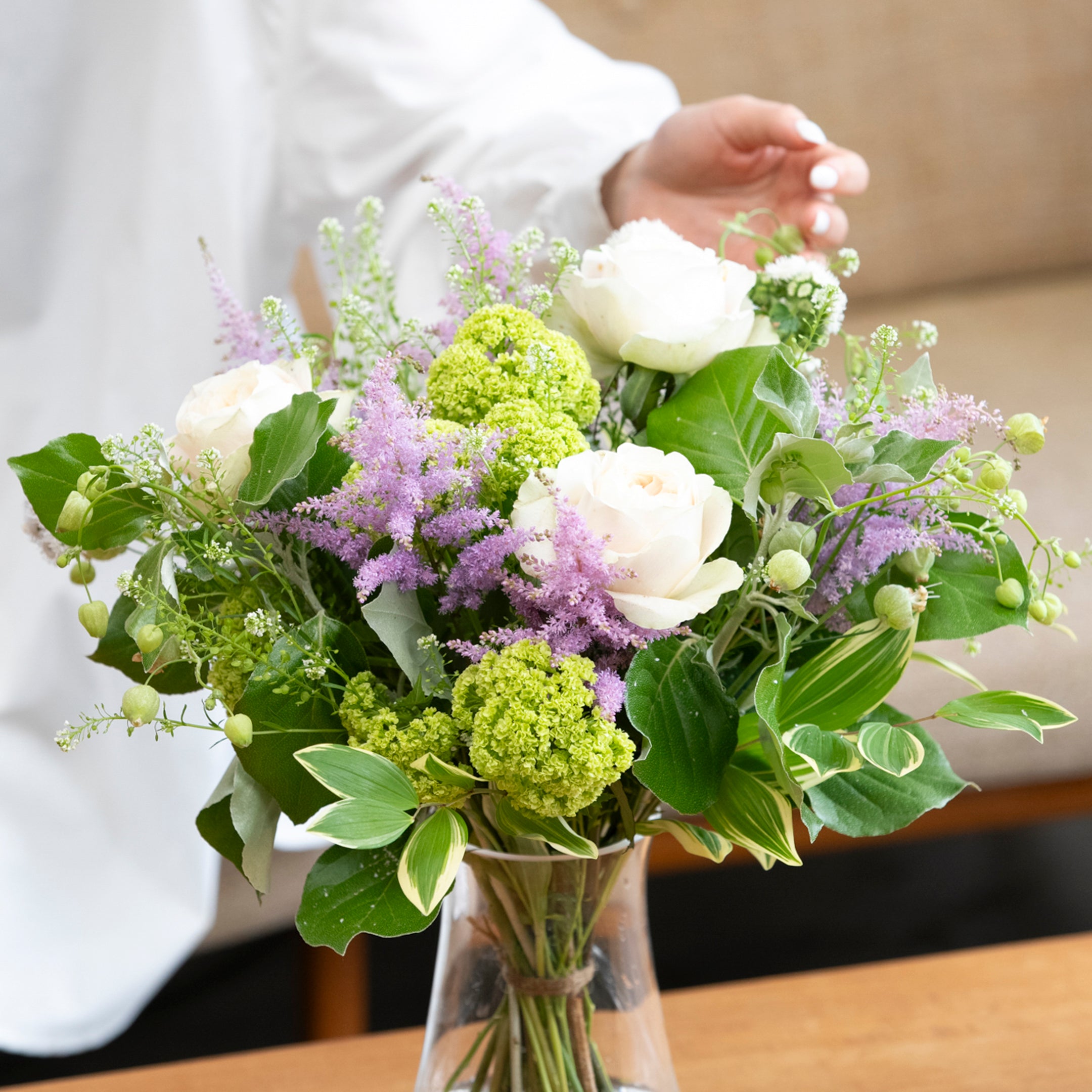 【受注販売】春色と新緑をぎゅっと束ねた母の日ブーケ(生花)