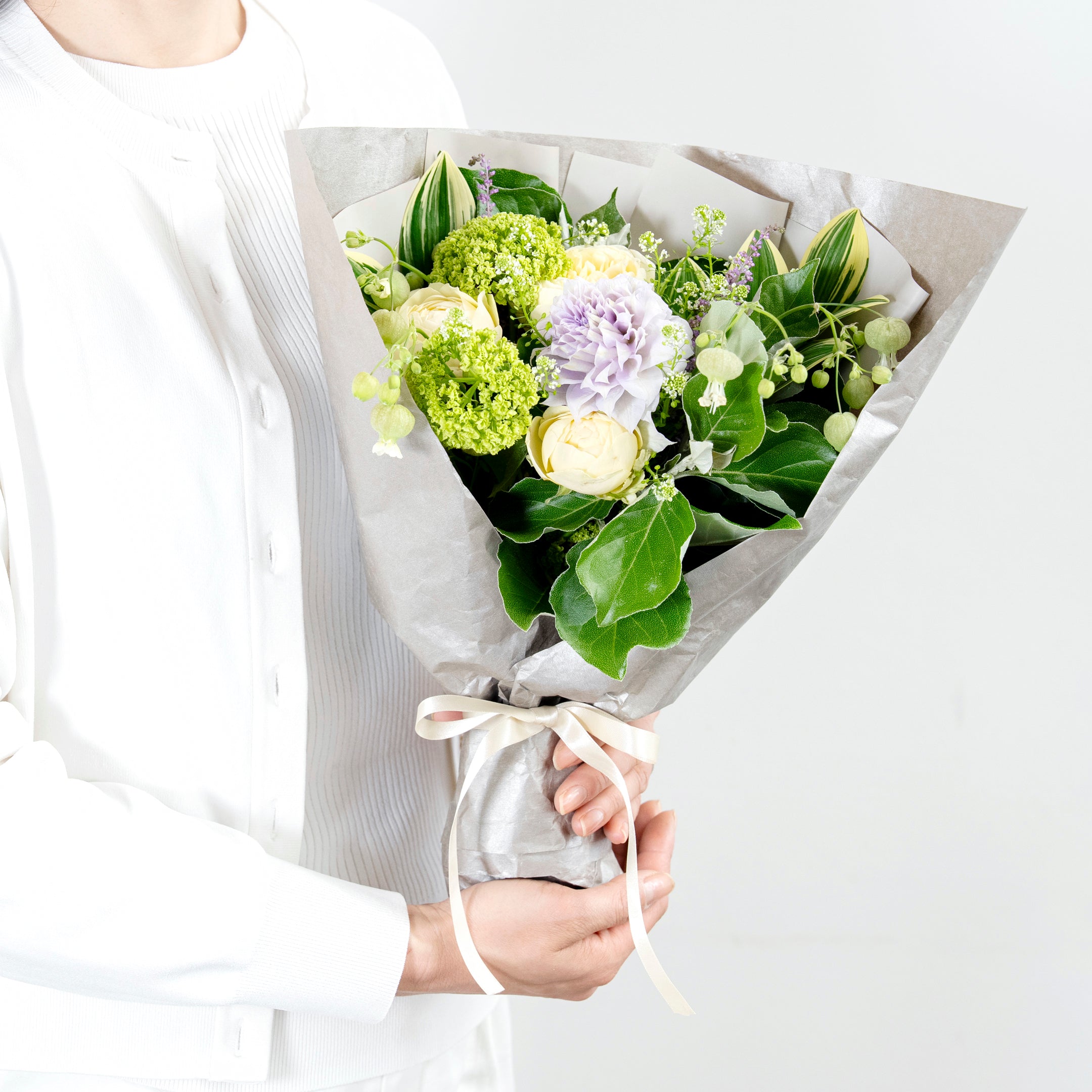 【受注販売】春色と新緑をぎゅっと束ねた母の日ブーケ(生花)