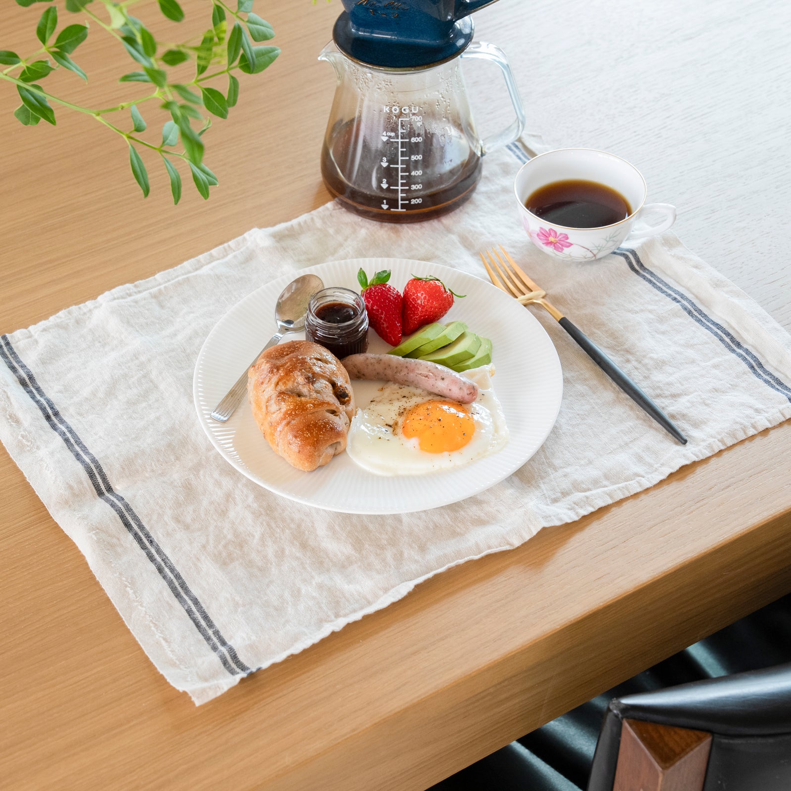 Lino e Lina | 使うほどに風合いが増す、リネンのランチョンマット