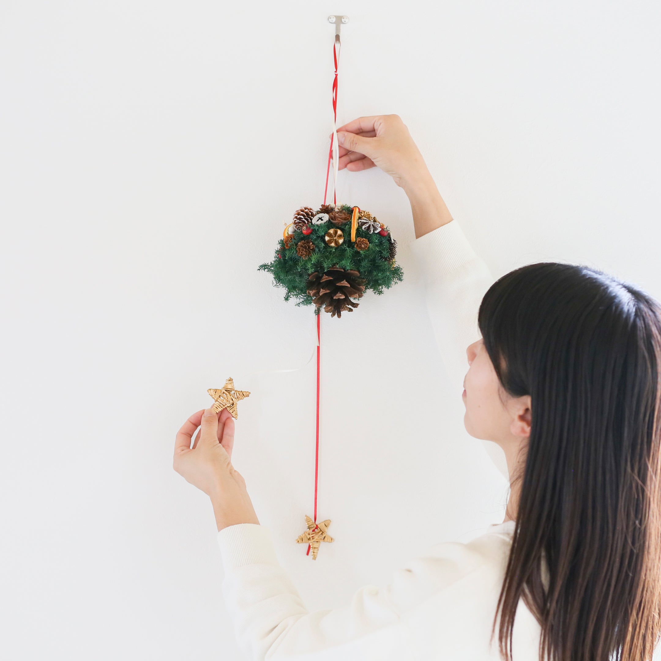 【受注販売】吊るして飾るハンギングアレンジメント(プリザーブド)