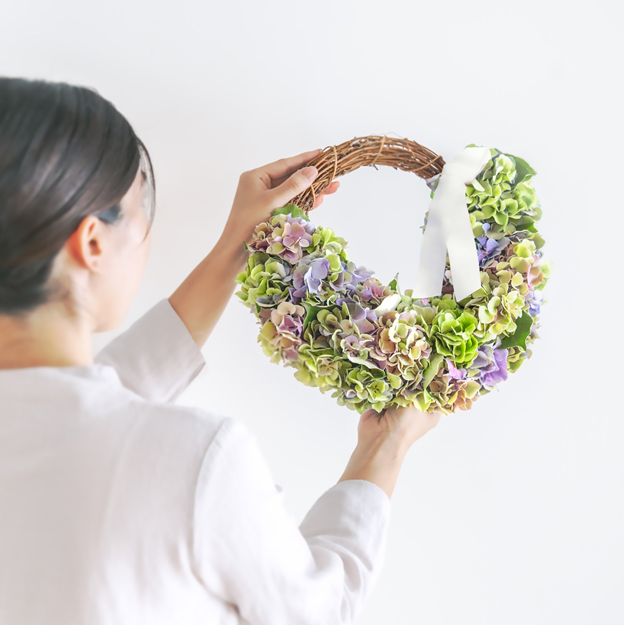 【受注販売】秋の始まりを告げるアンティークアジサイリース(生花)