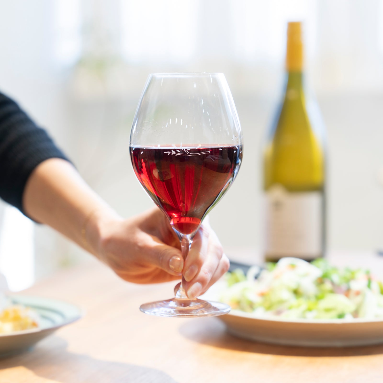 Floating Branch | 枝ものが浮かぶ、SiKiTOオリジナルワイングラス