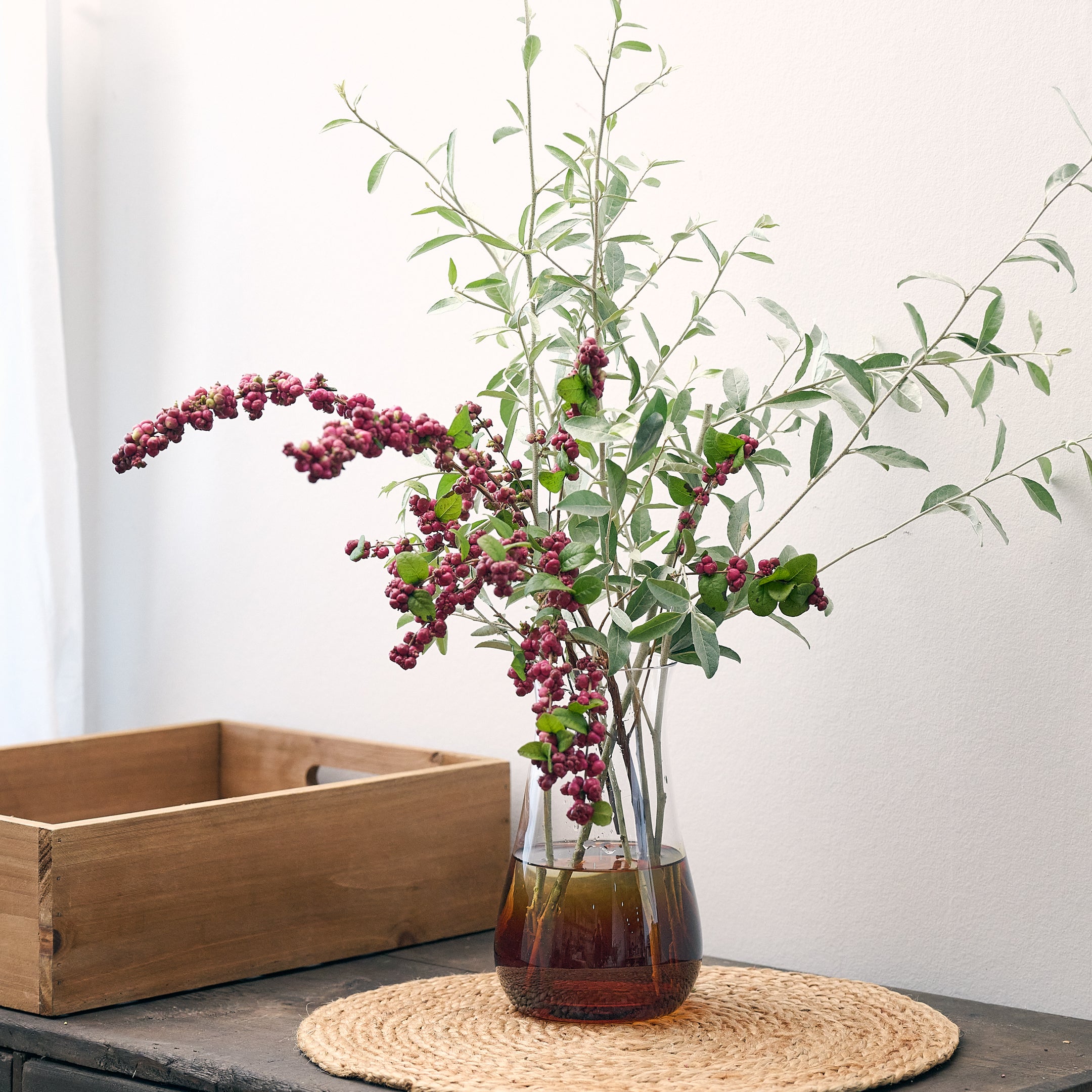 tsubomi | やさしいカーブが植物に寄り添う花器