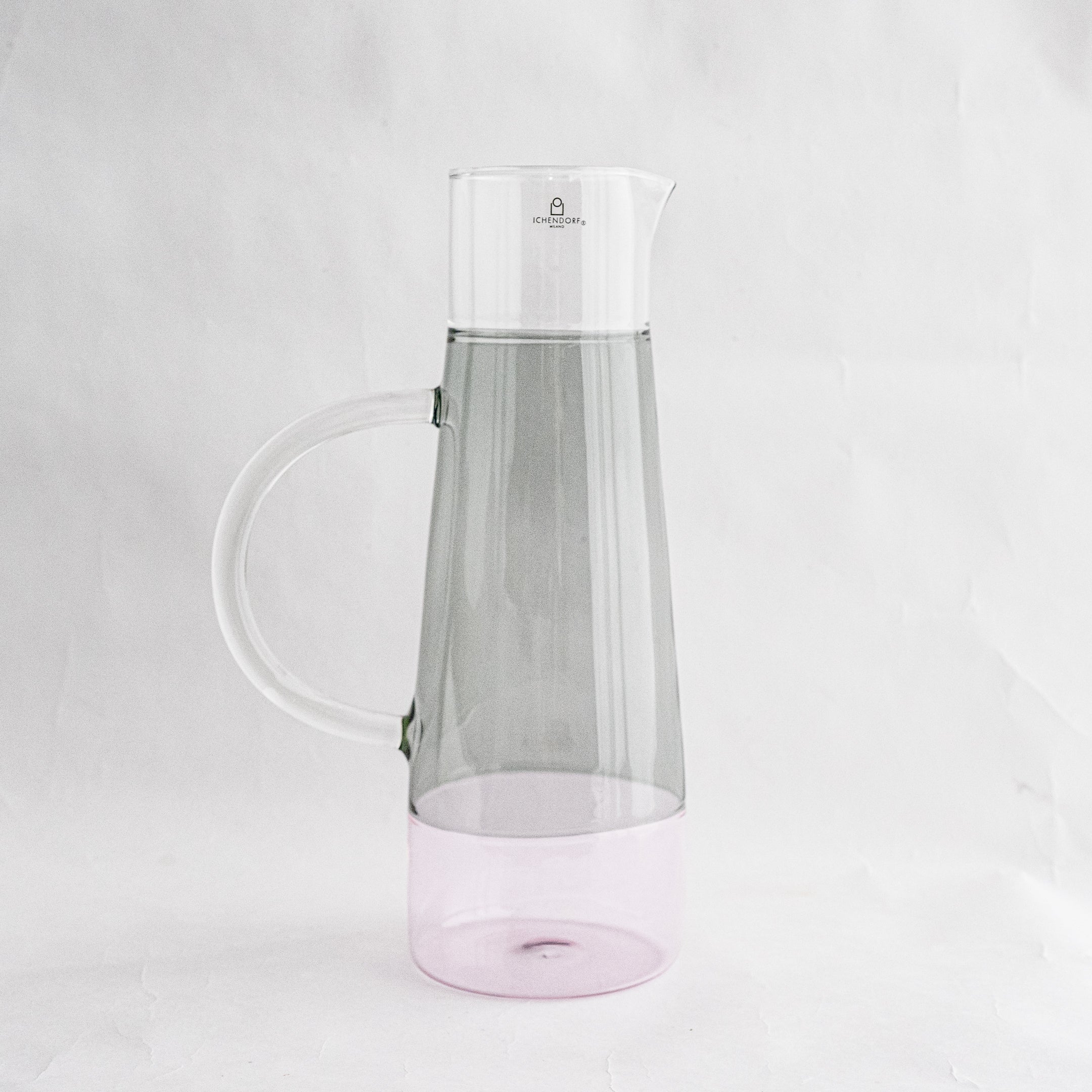High Jug | 枝もの花器にもなるモダンな水差し