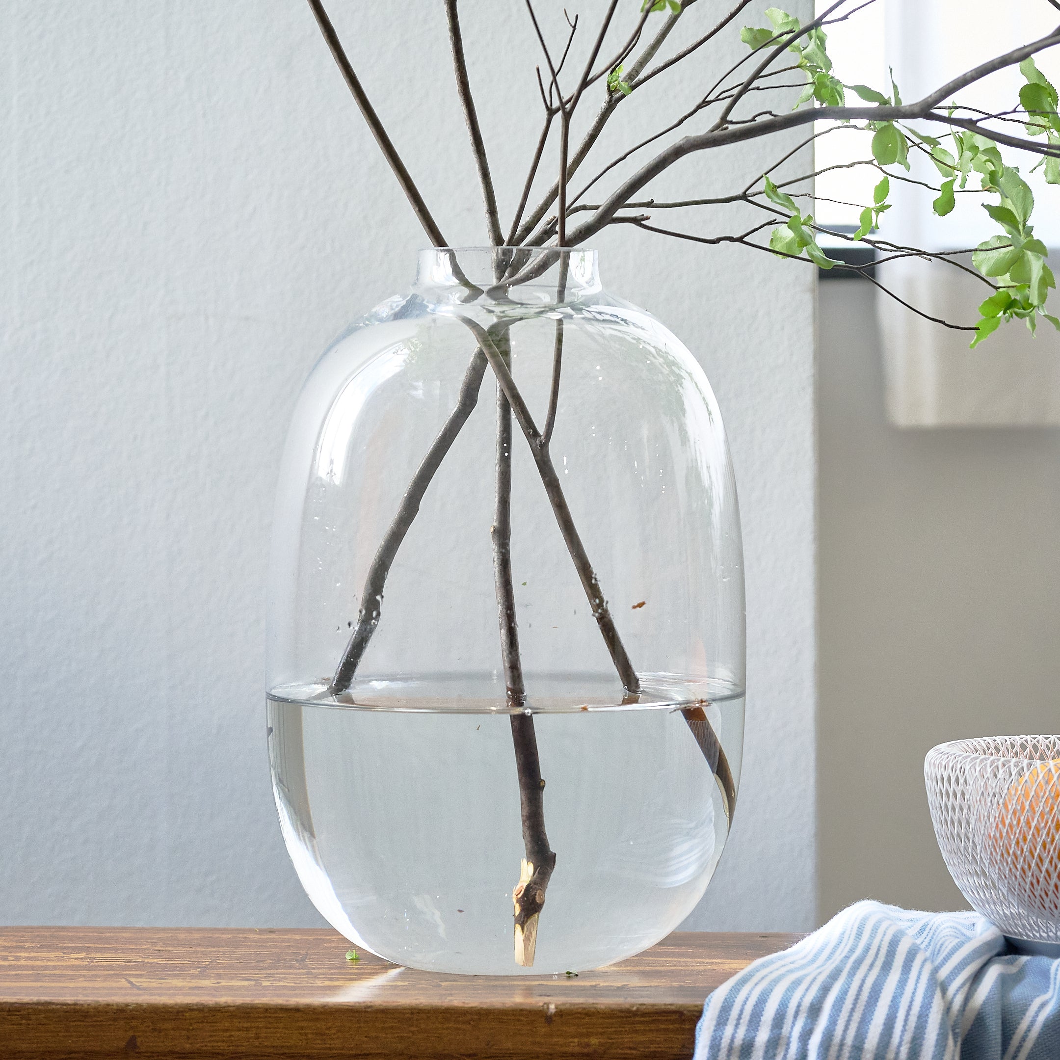Balloon | ぽわんと愛らしいフォルムの枝もの花器