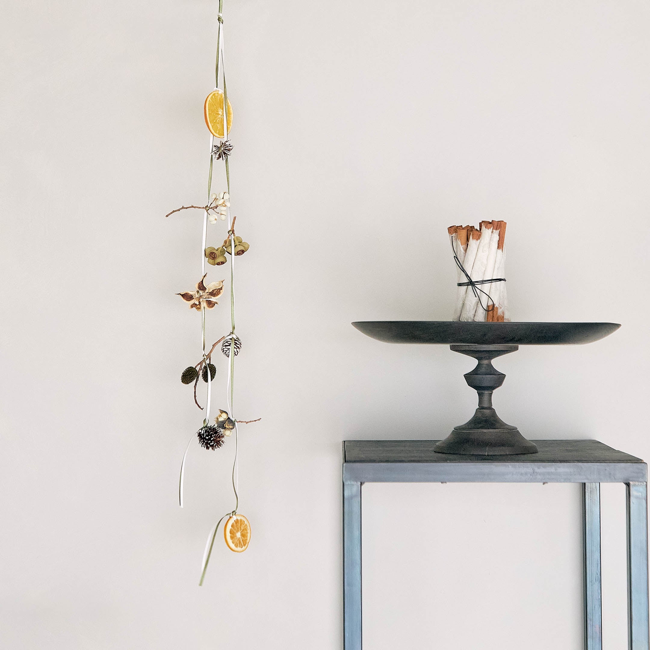 【受注販売】ドライ花材を結いつけたボタニカルガーランド