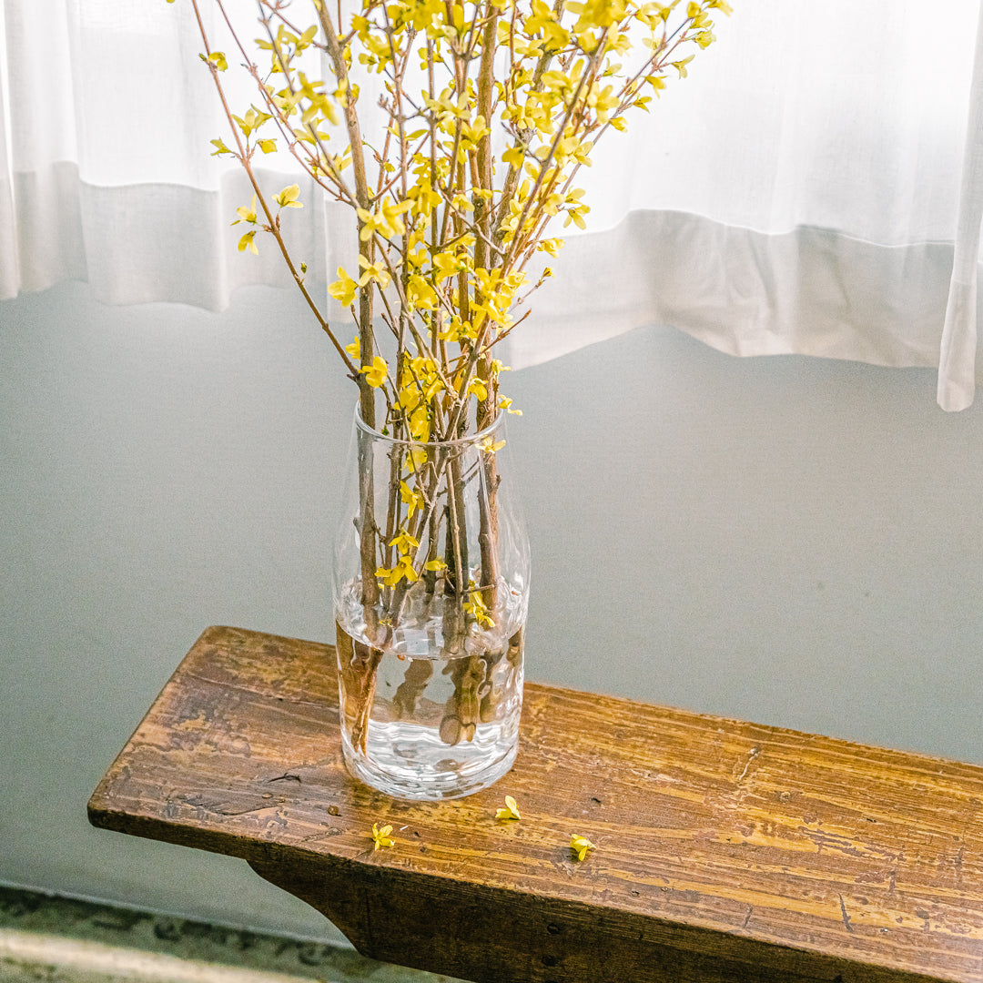 いとま | ガラスと水がゆらめく枝もの花器
