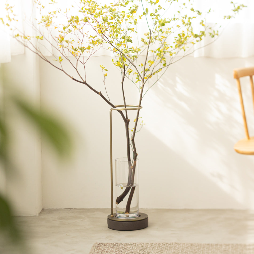 SiKiTO誕生から3周年。 ひとつの花器から始まった枝もの定期便のあゆみ。
