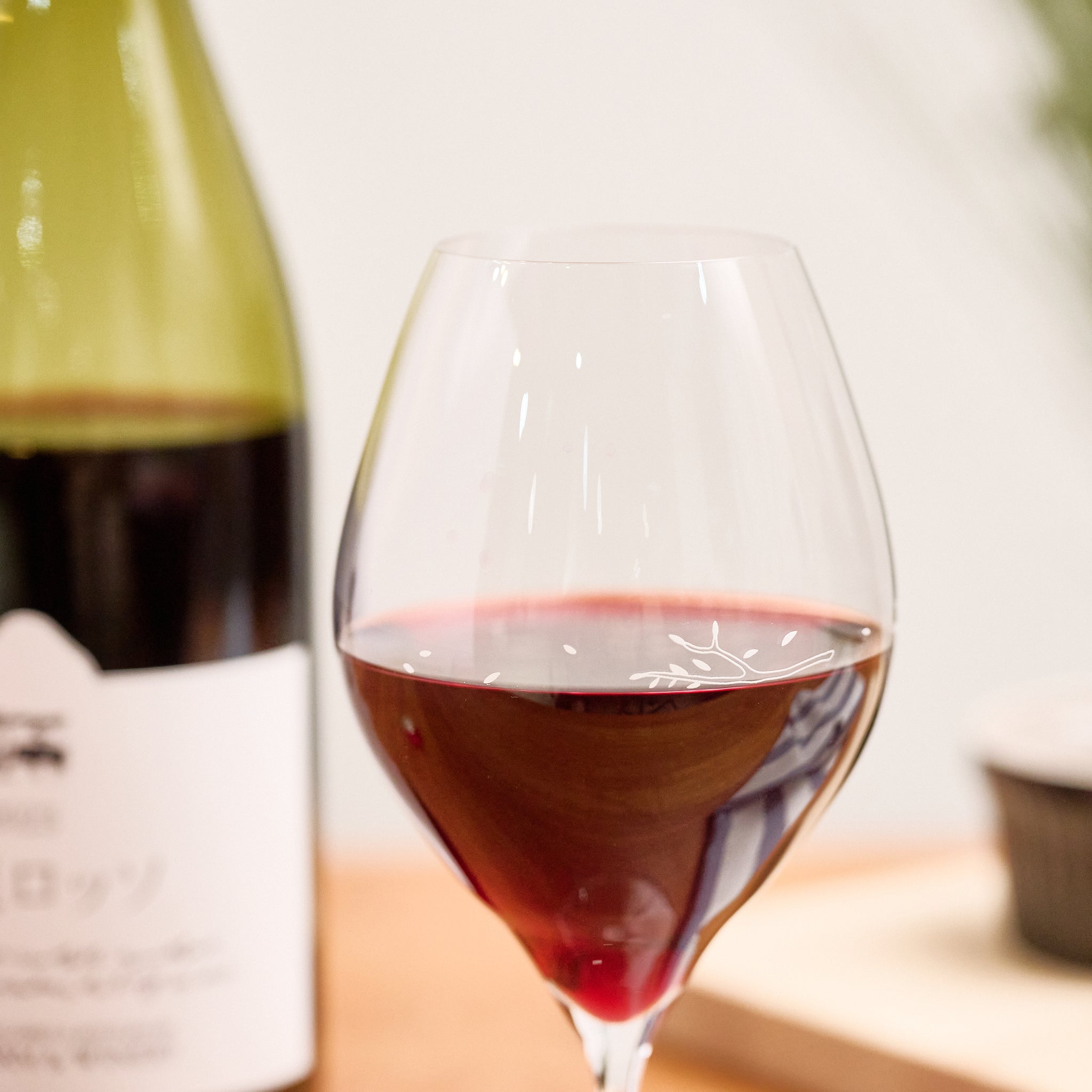 2024 農民ロッソ ｜ 日本の食卓のために造られた果実味ふくよかな赤ワイン