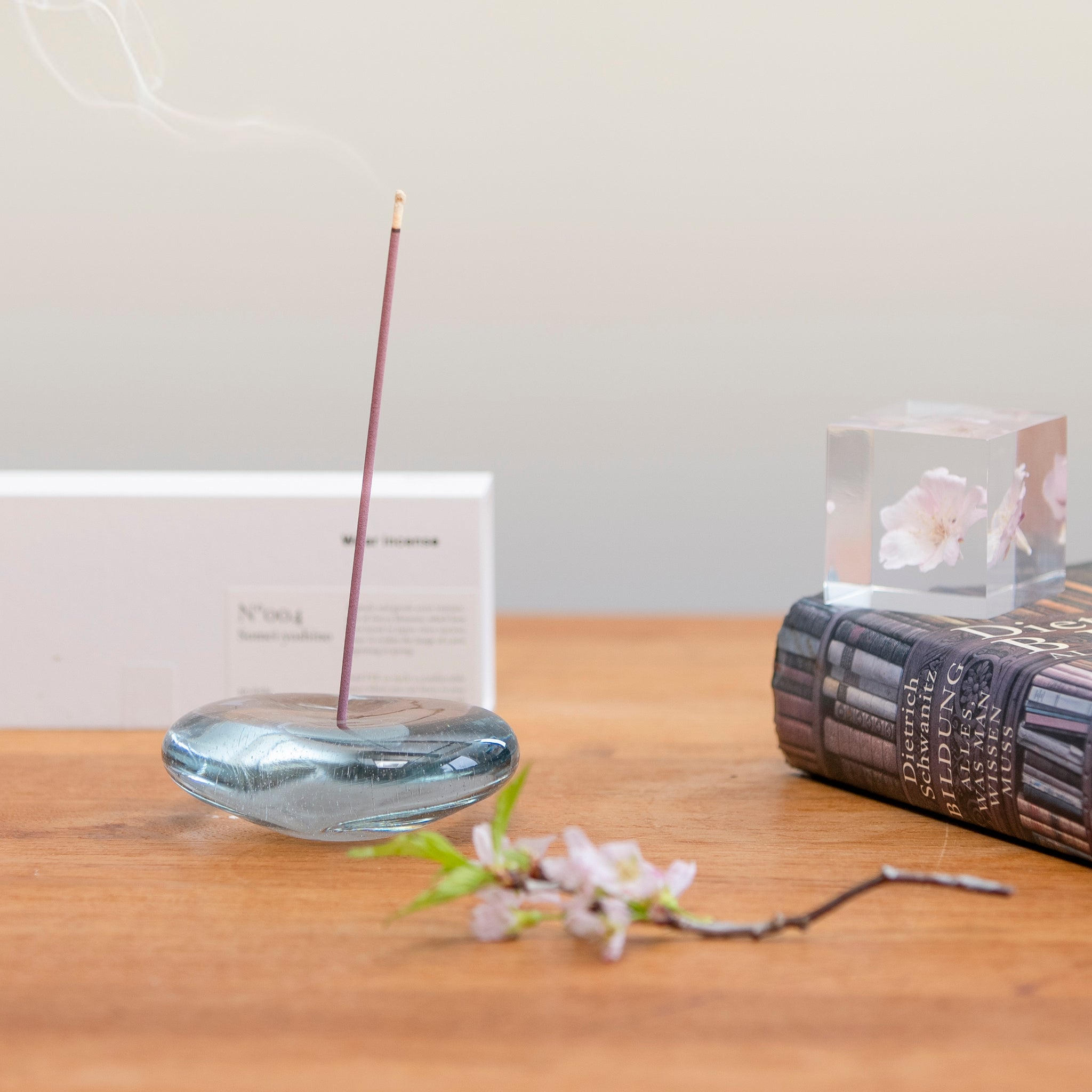 IYÉ incense ｜ 四季を感じる、広がり残る香り