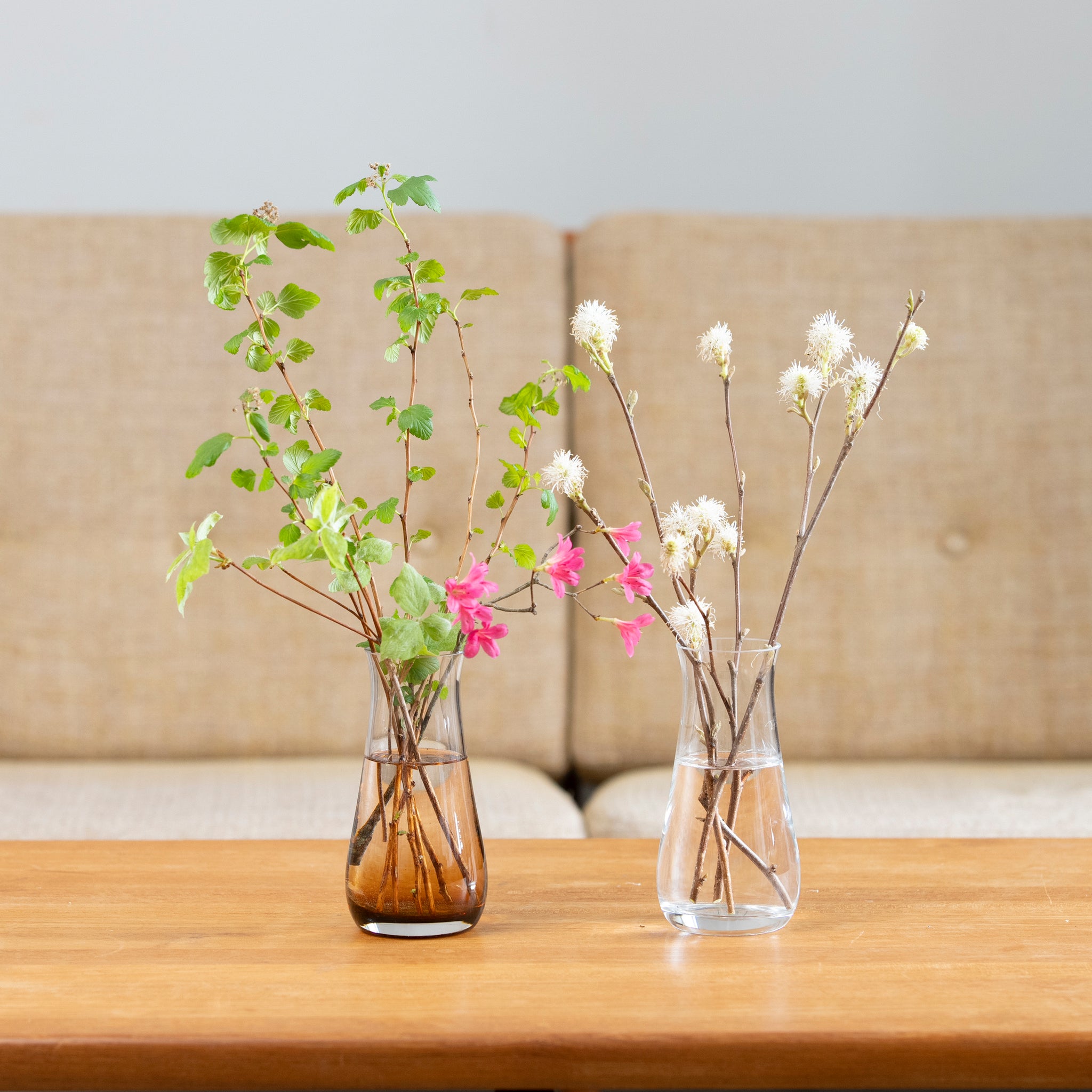 tsubomi mini ｜ 暮らしになじむシンプルなガラス花器