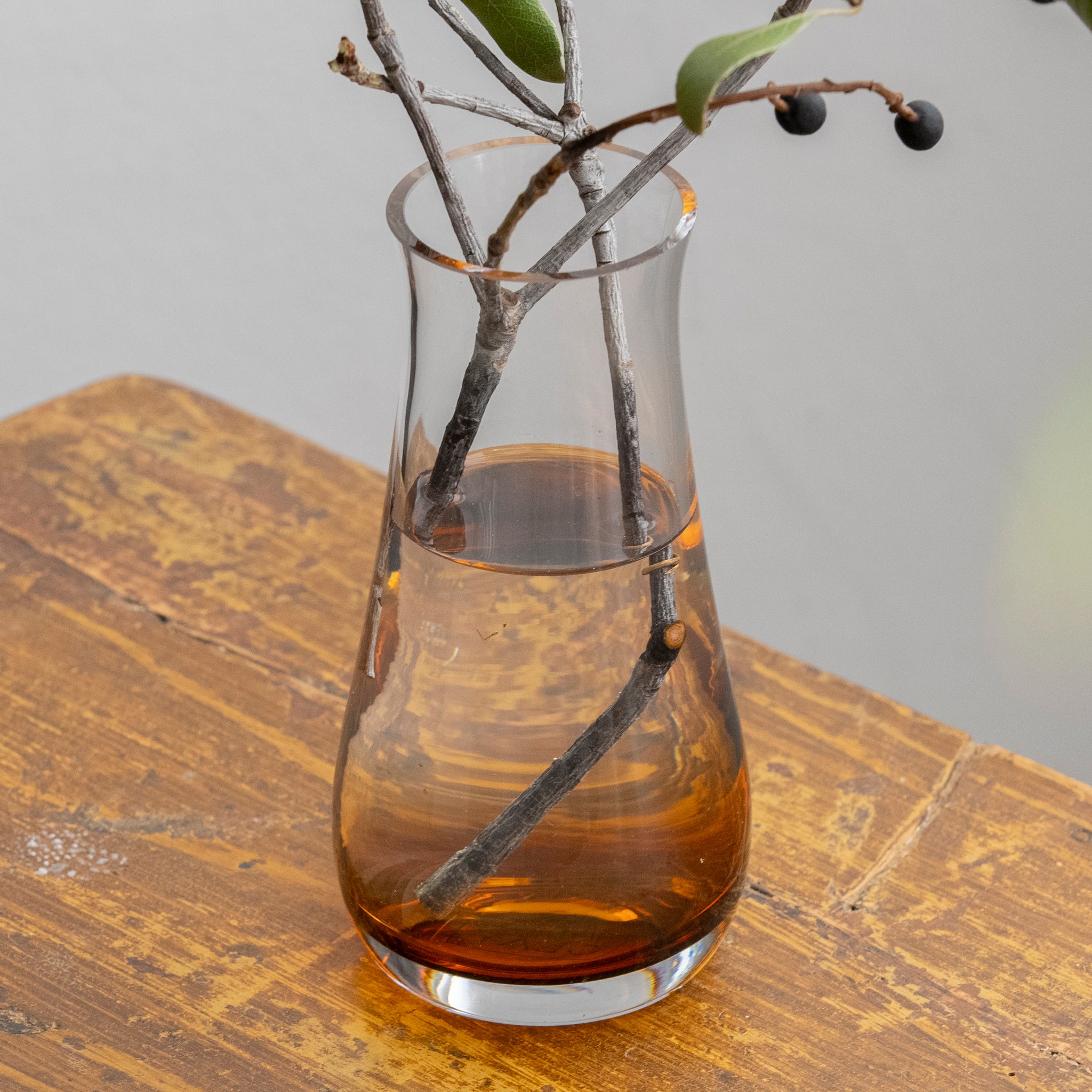 tsubomi mini ｜ 暮らしになじむシンプルなガラス花器