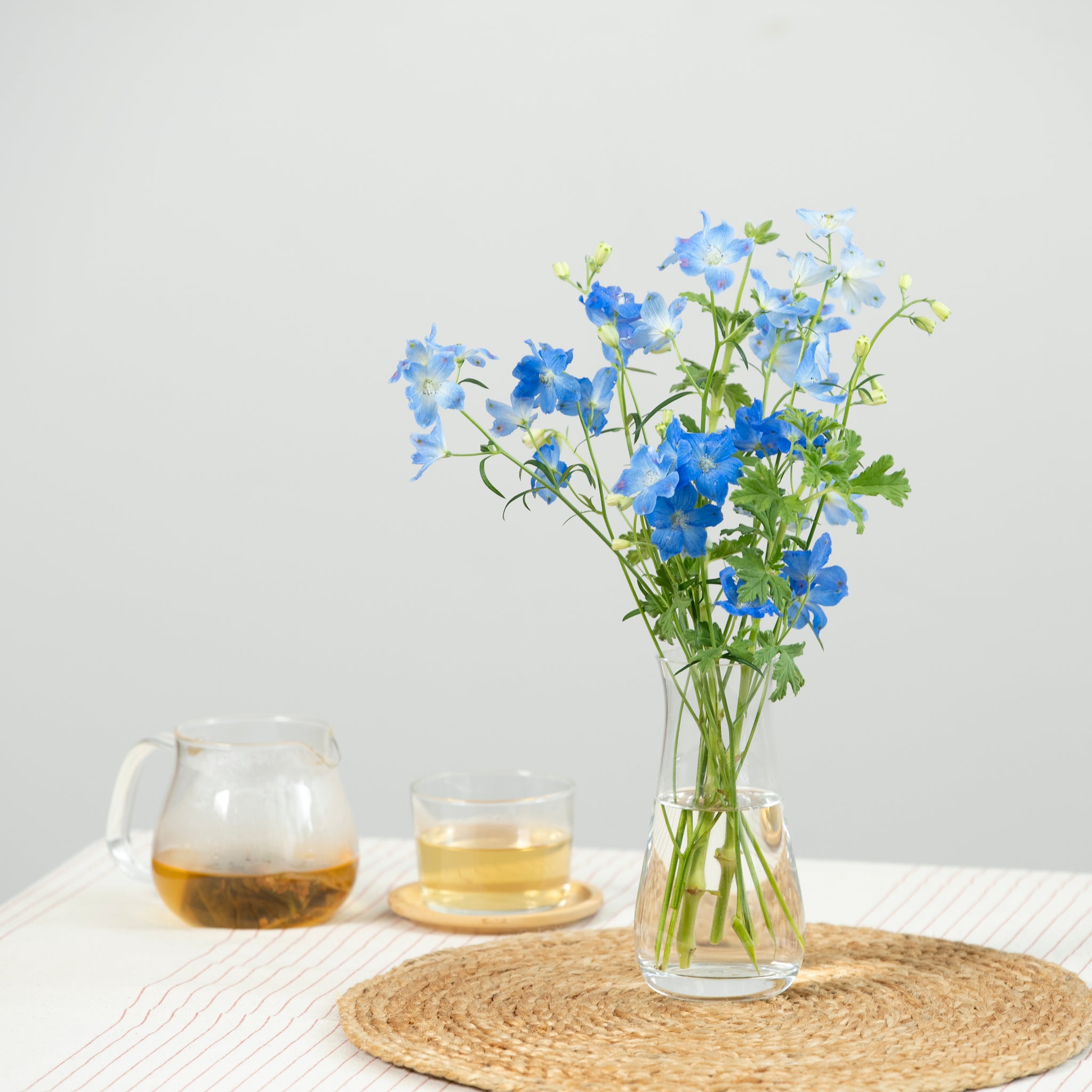 tsubomi mini ｜ 暮らしになじむシンプルなガラス花器