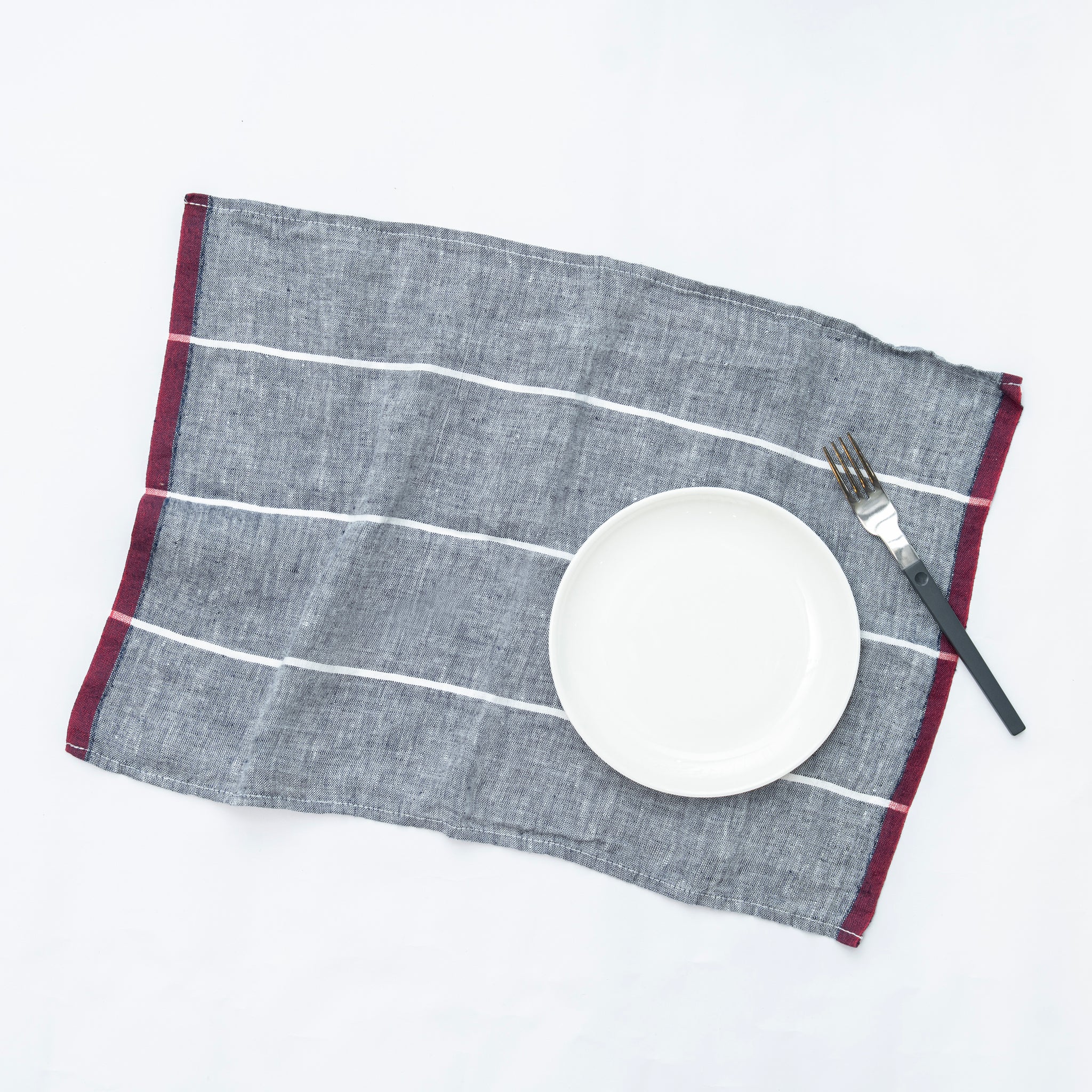 Lino e Lina ｜ 使うほどに風合いが増す、リネンのランチョンマット