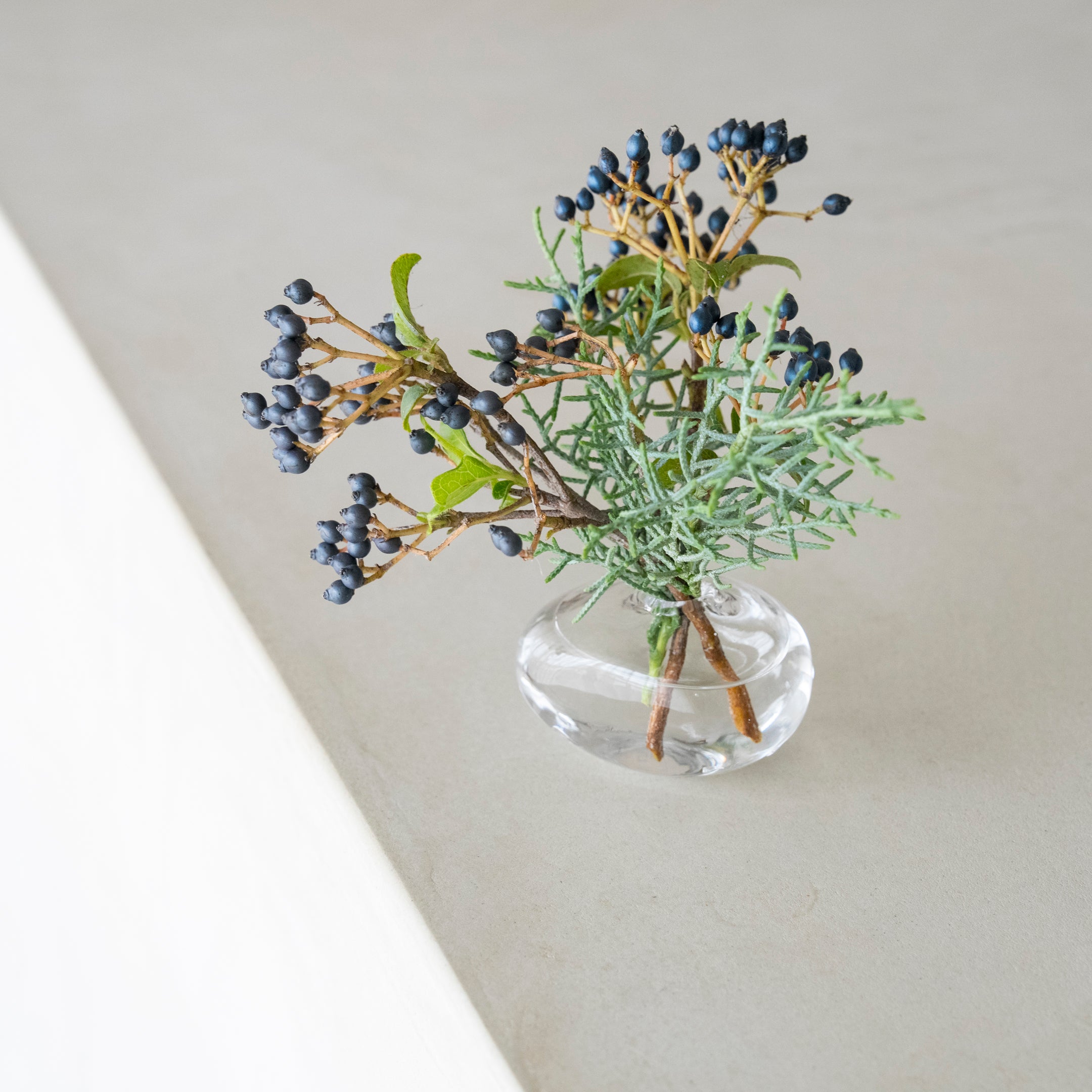 MINI VASE ｜ ころんと小さな一輪挿し