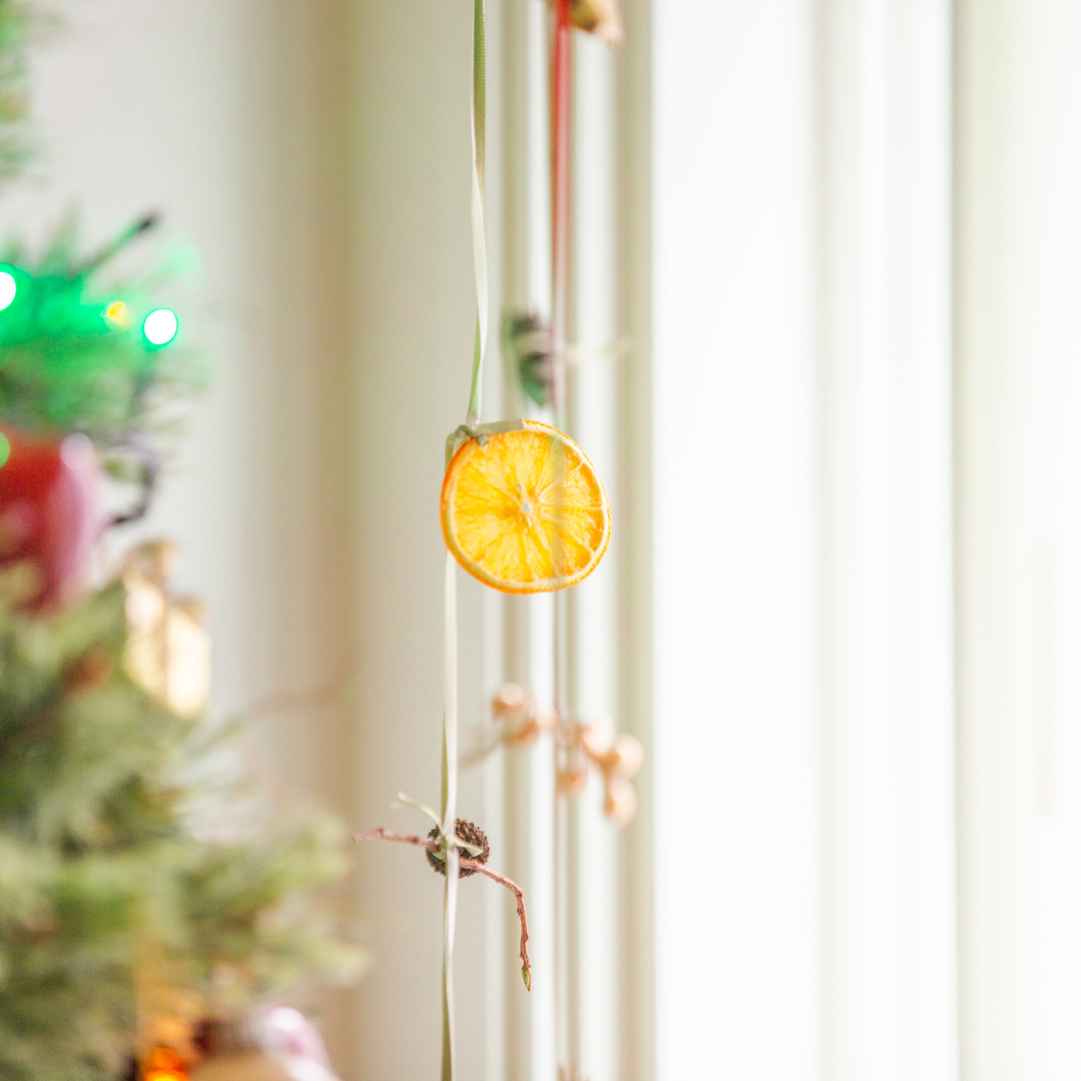 【受注販売】ドライ花材を結いつけたボタニカルガーランド