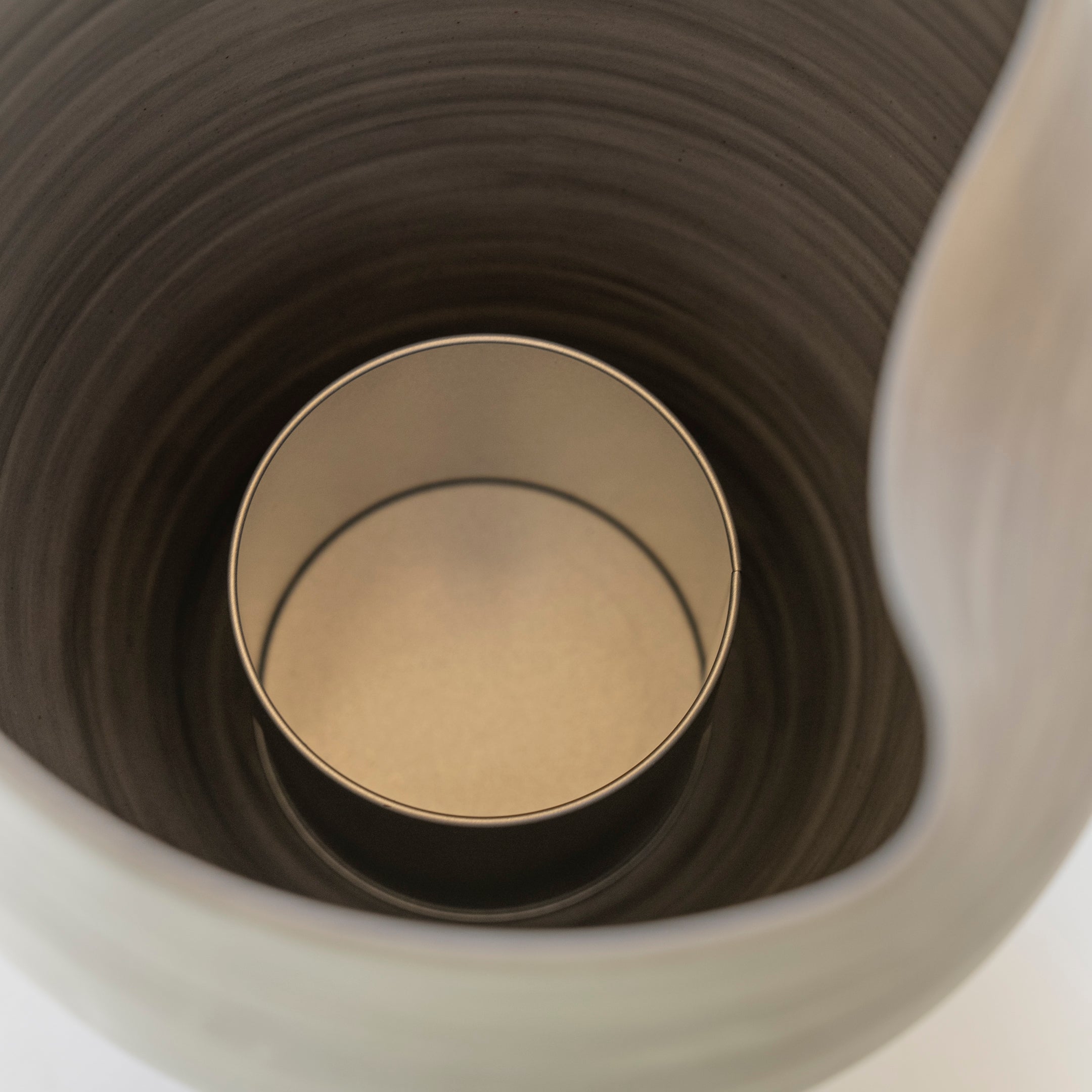 【先行販売】EDA POD ながれ ｜ 水替えしやすい壺型の枝もの花器