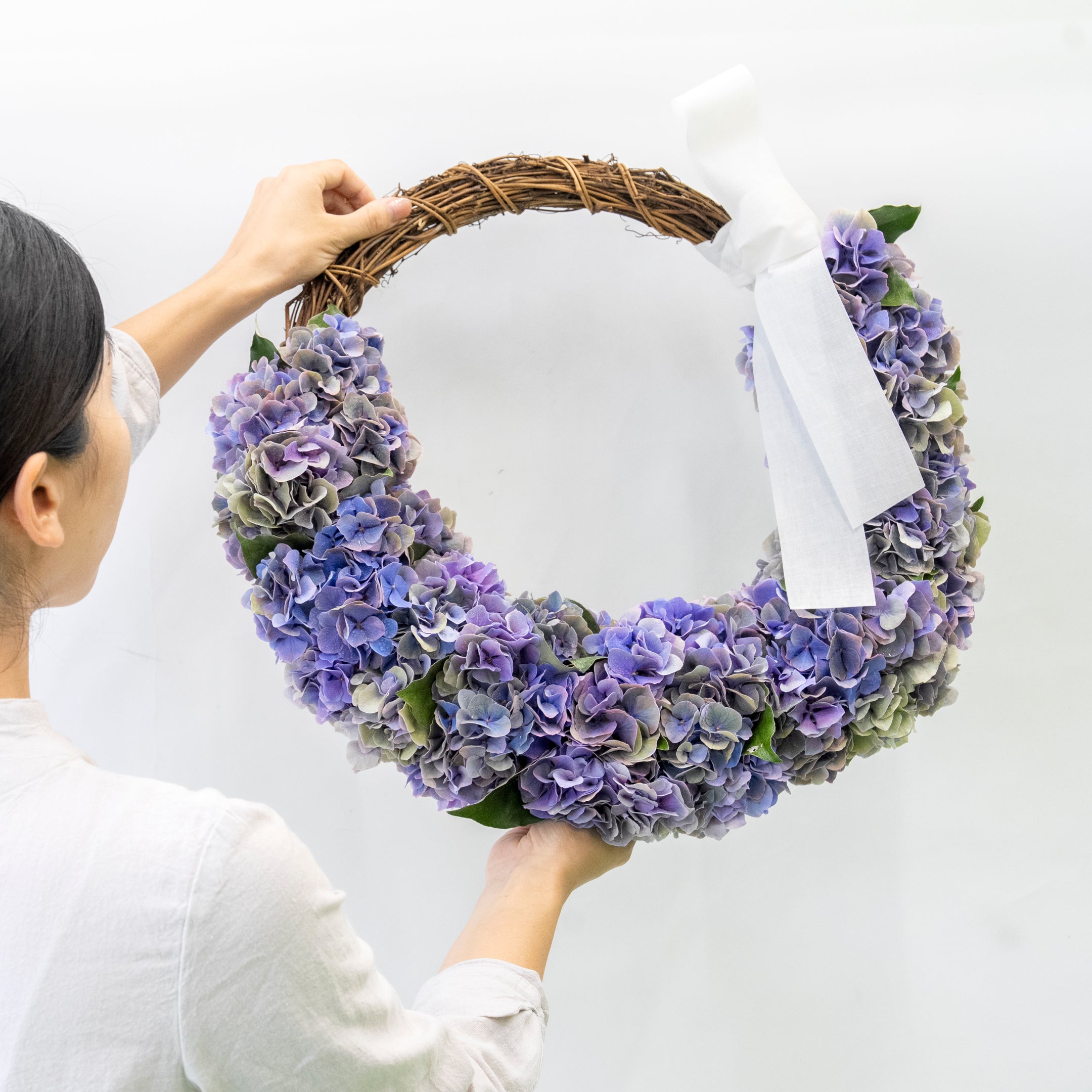 受注販売】秋の始まりを告げるアンティークアジサイリース（生花）