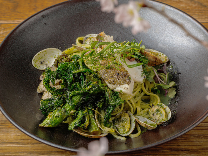 【季節のパスタ】鰆と山椒のボンゴレヴェルデ