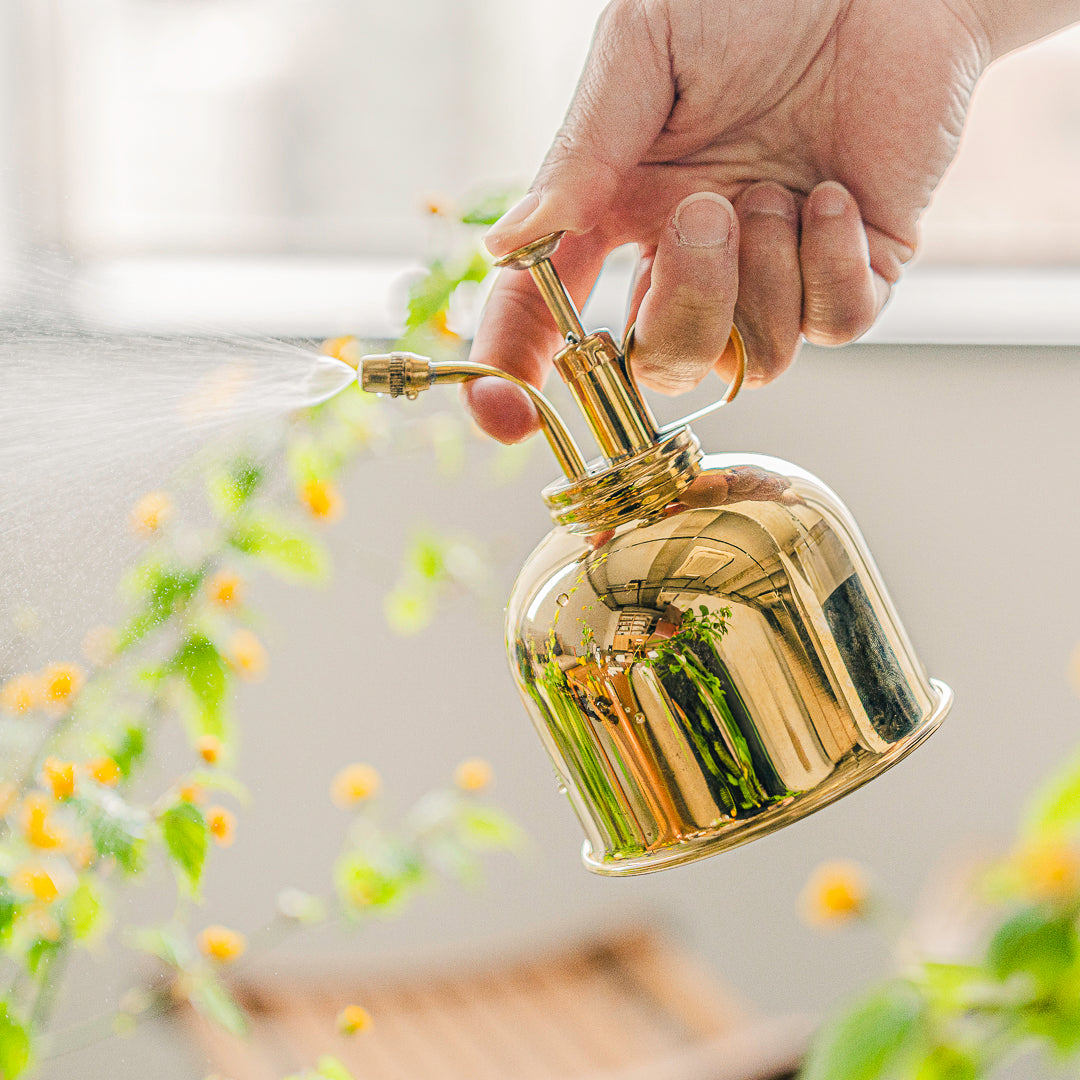 Haws ミストスプレー ｜ 英国で130年以上愛されるガーデンブランドの霧吹き