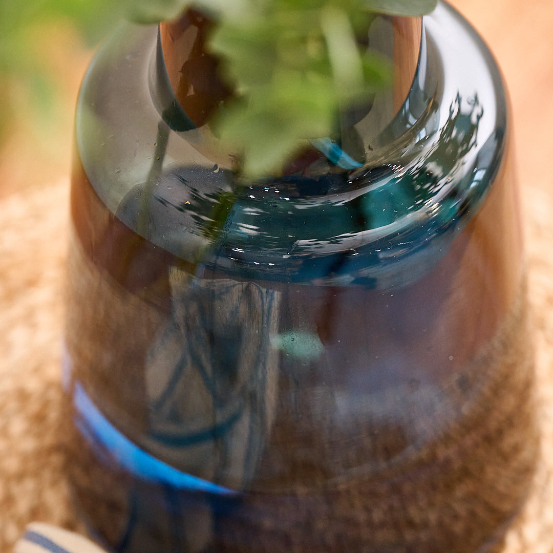 Flora ｜ デンマーク王室御用達ブランドの名作花器