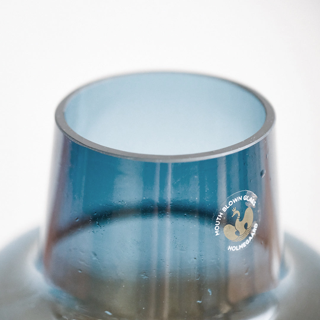 Flora ｜ デンマーク王室御用達ブランドの名作花器