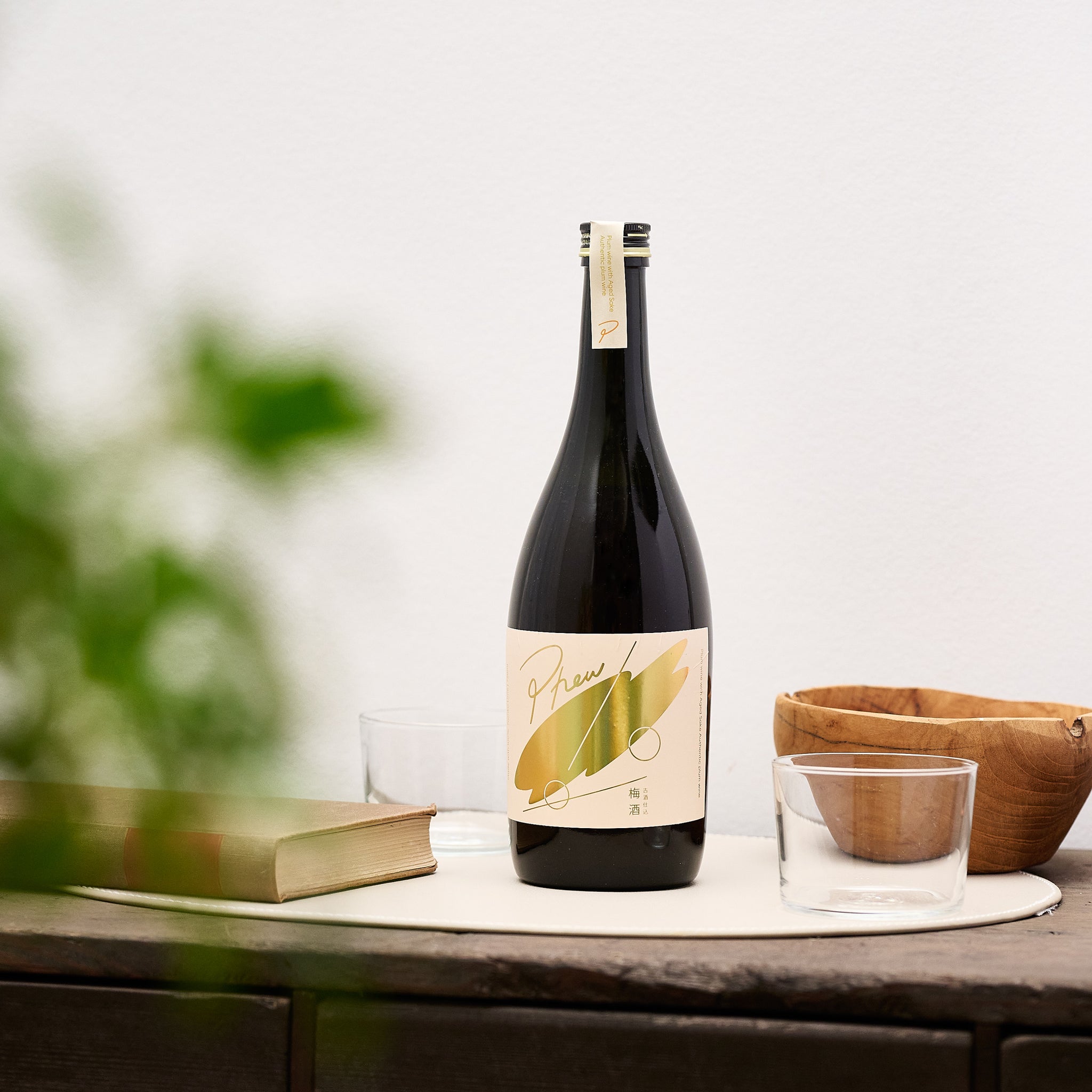 Phew!（ふゅ〜っ） ｜ 古酒と梅が紡ぐ、時を味わう一杯