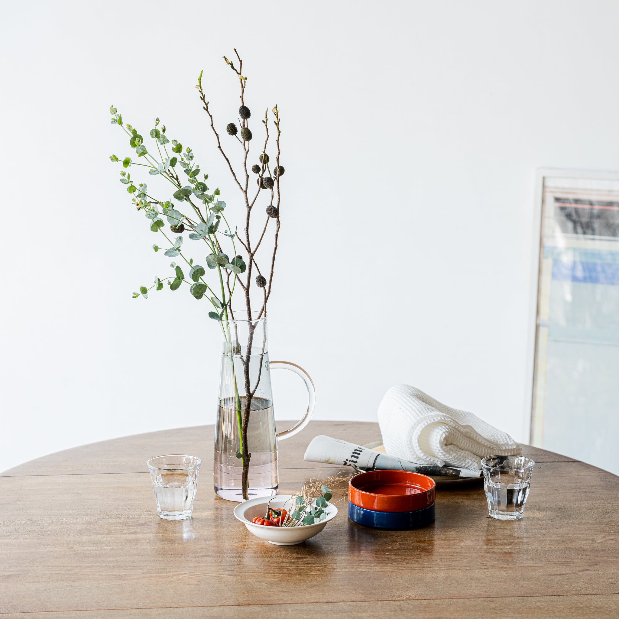 High Jug ｜ 枝もの花器にもなるモダンな水差し