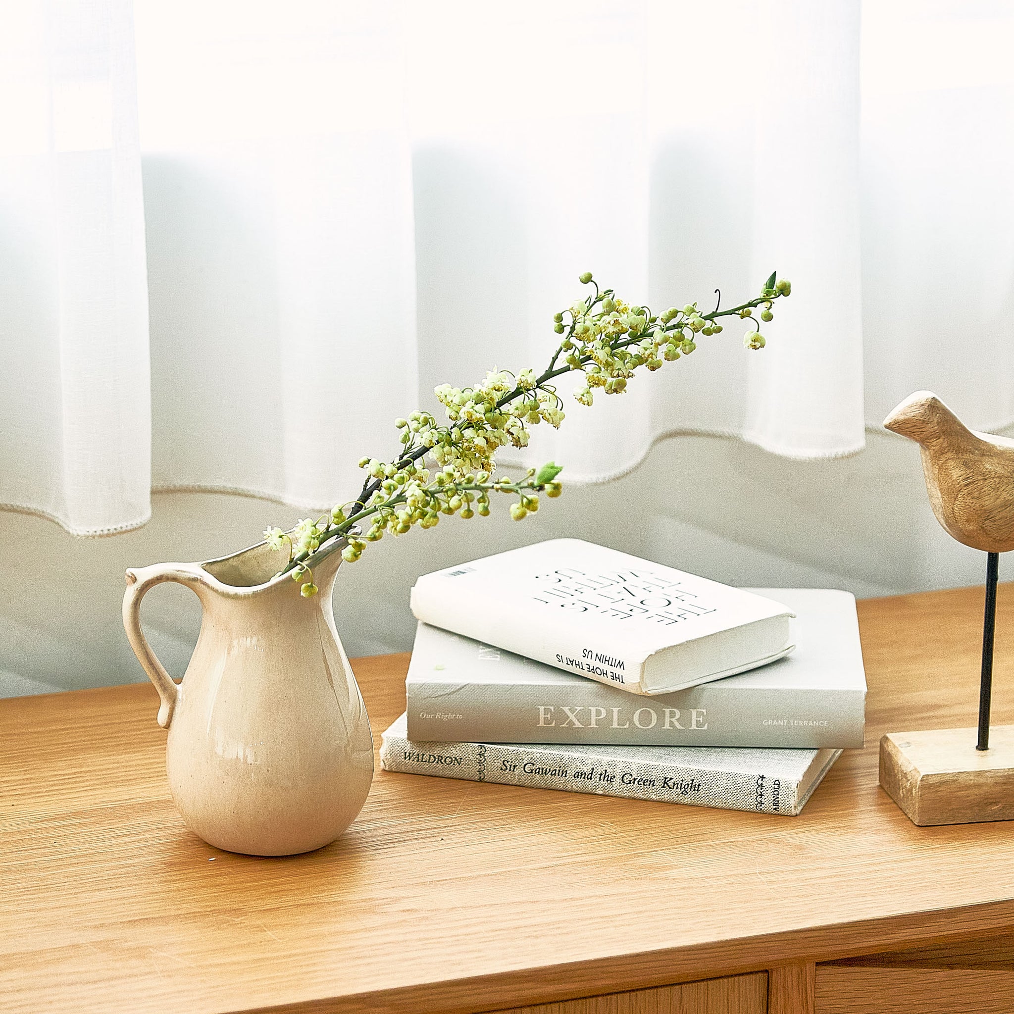 POTE ｜ ぽてっとした水差しタイプの小さめ花器