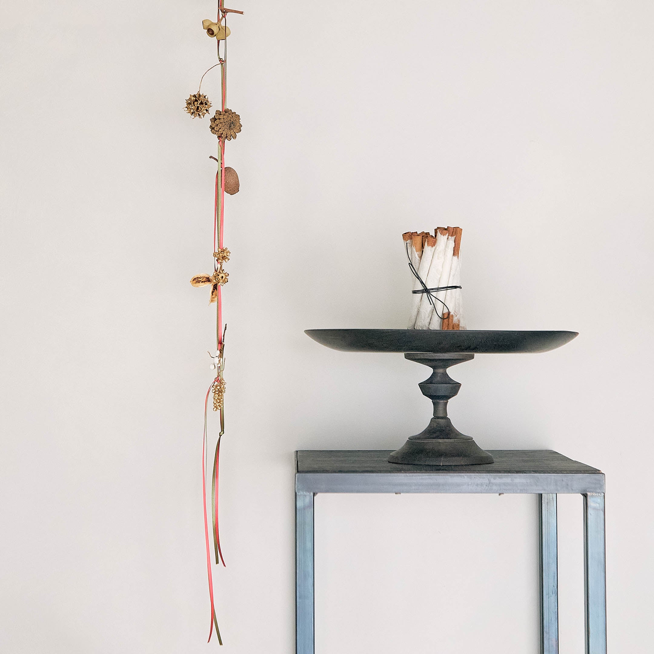 【受注販売】ドライ花材を結いつけたボタニカルガーランド