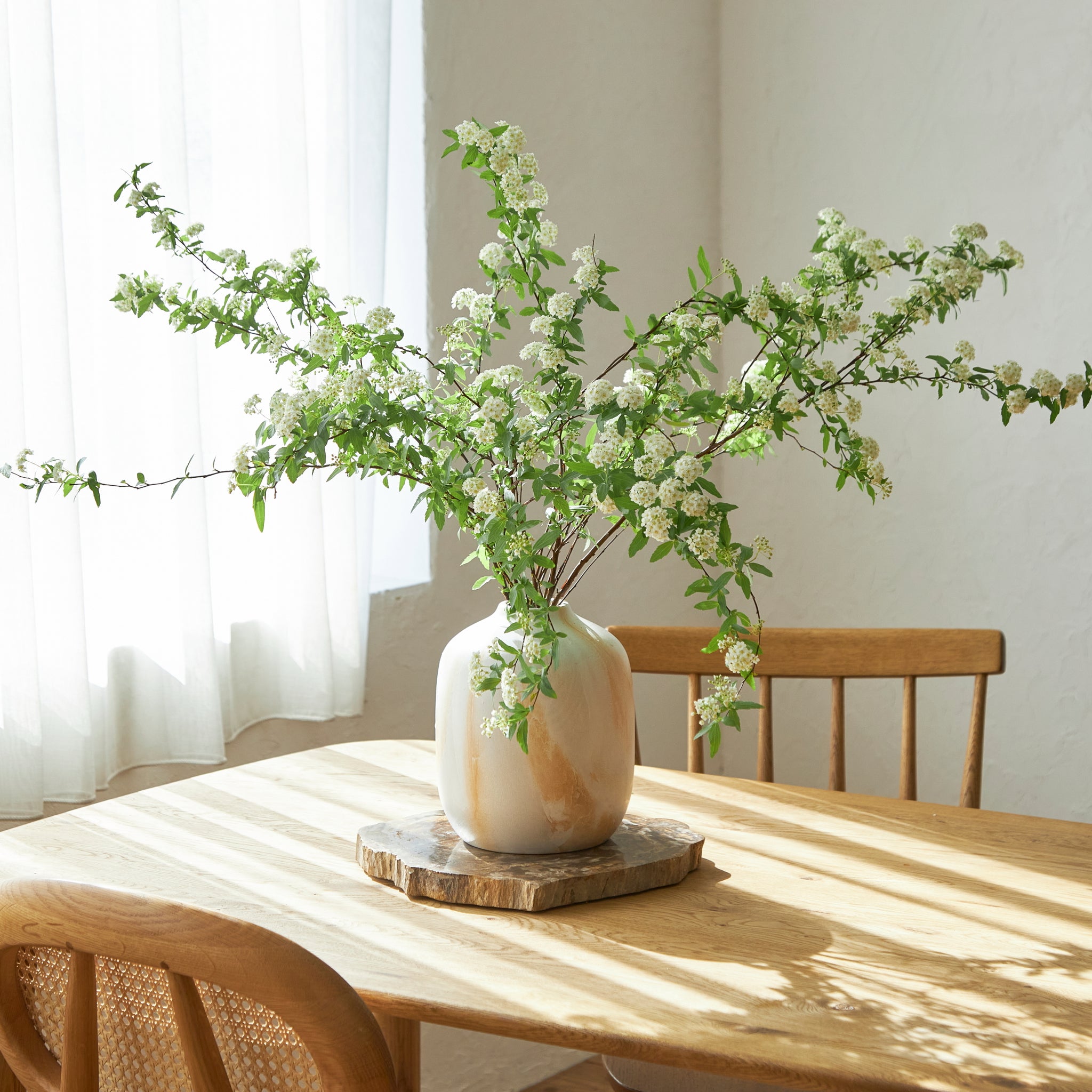 KASUMI ｜ ニュアンスある表情の枝もの花器