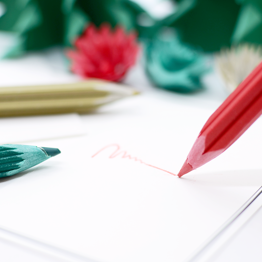 花色鉛筆 Christmas edition ｜ クリスマスカラーの花びらが生まれる色鉛筆